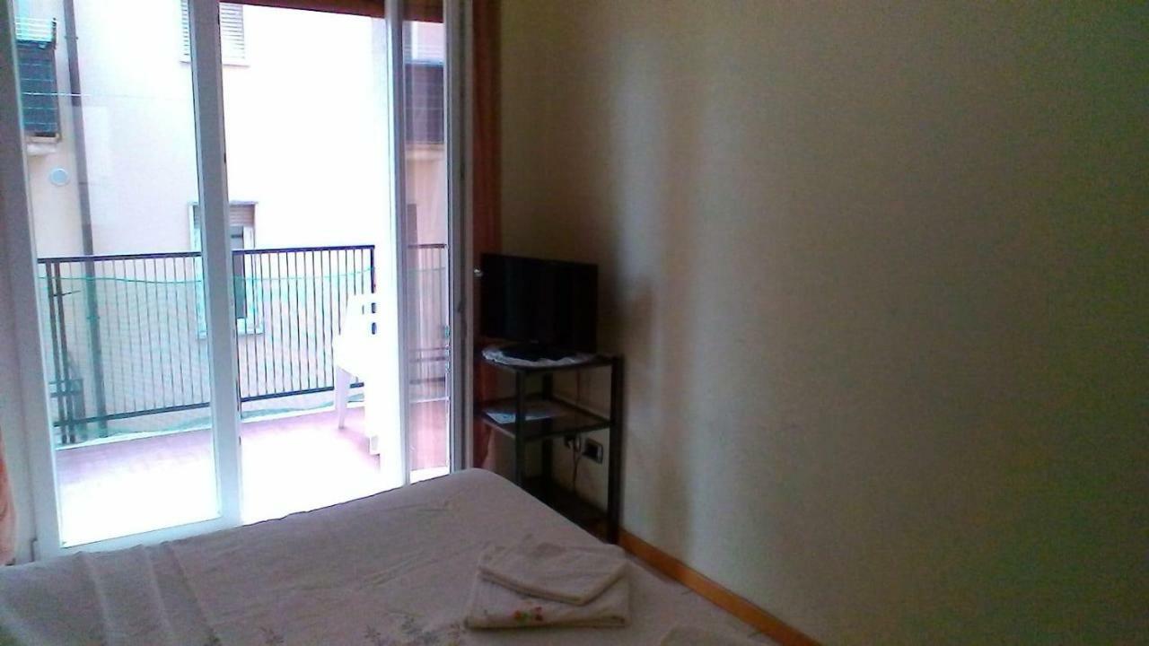 Dolce Vita Bed and Breakfast Verona Esterno foto